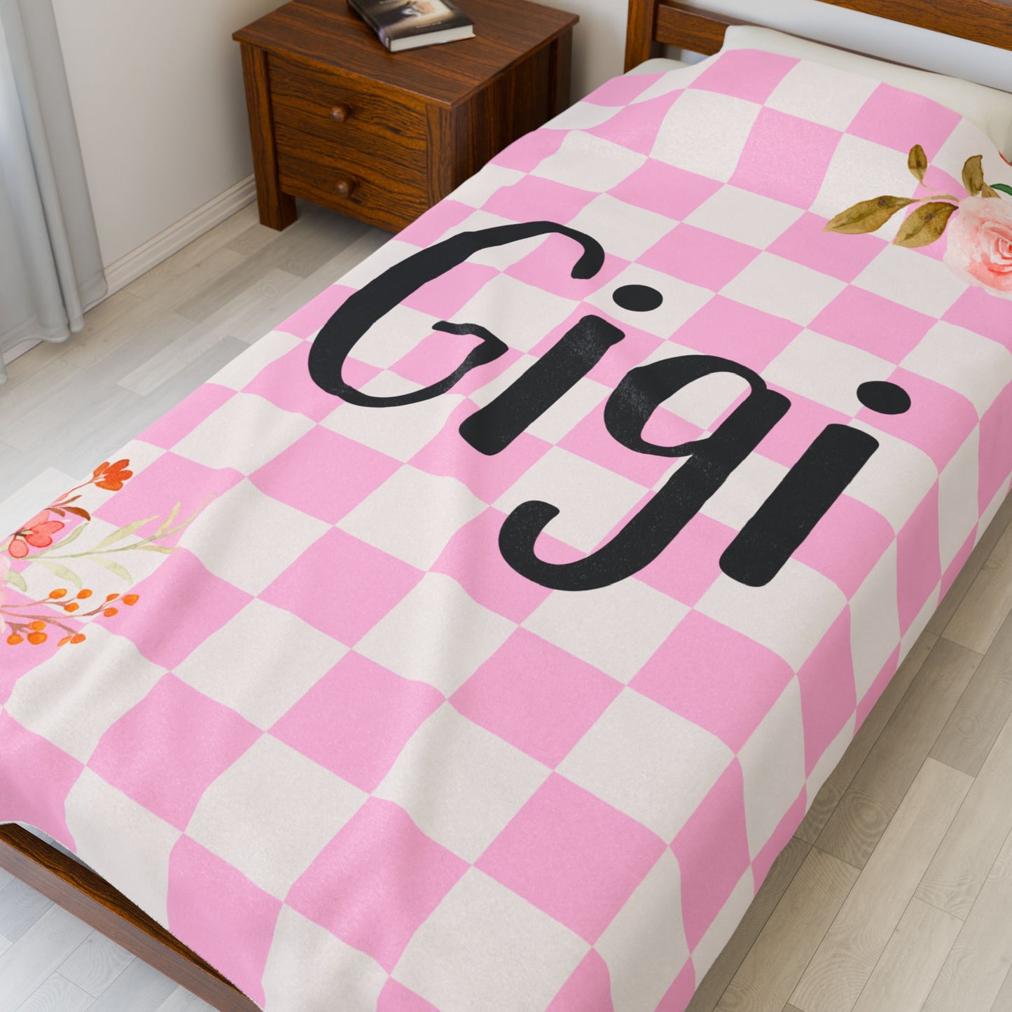 Custom Gigi Mama Mother Mom Meme Grandma Grammy Floral Checkered Plush Blanket for Cozy Comfort