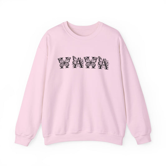 Mama Butterfly Sweatshirt – Cozy & Stylish Gift for Mother’s Day Crewneck Nature Lover Sweatshirt